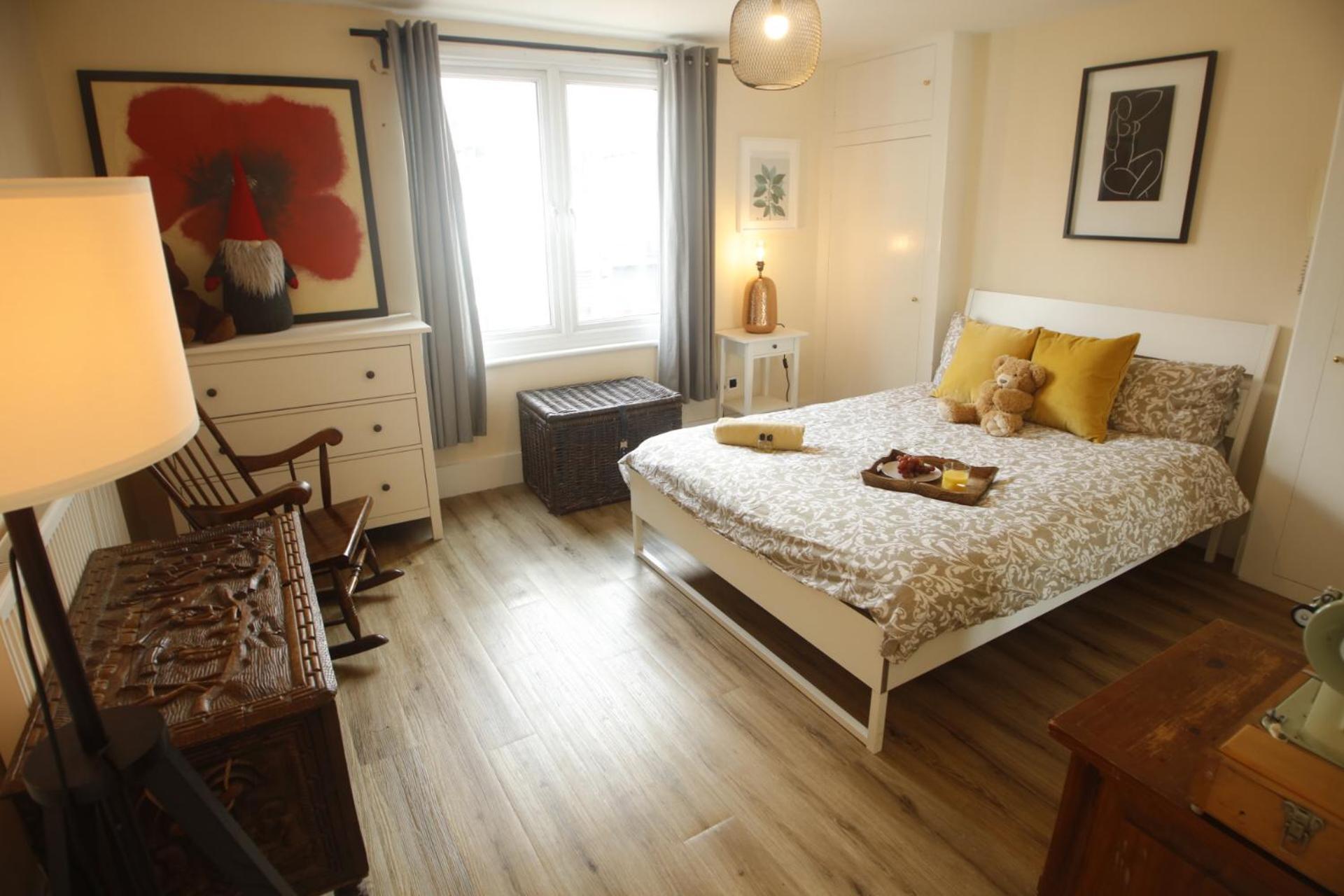 Cosy Camden 2 Bedroom Apartment With Terrace ลอนดอน ภายนอก รูปภาพ